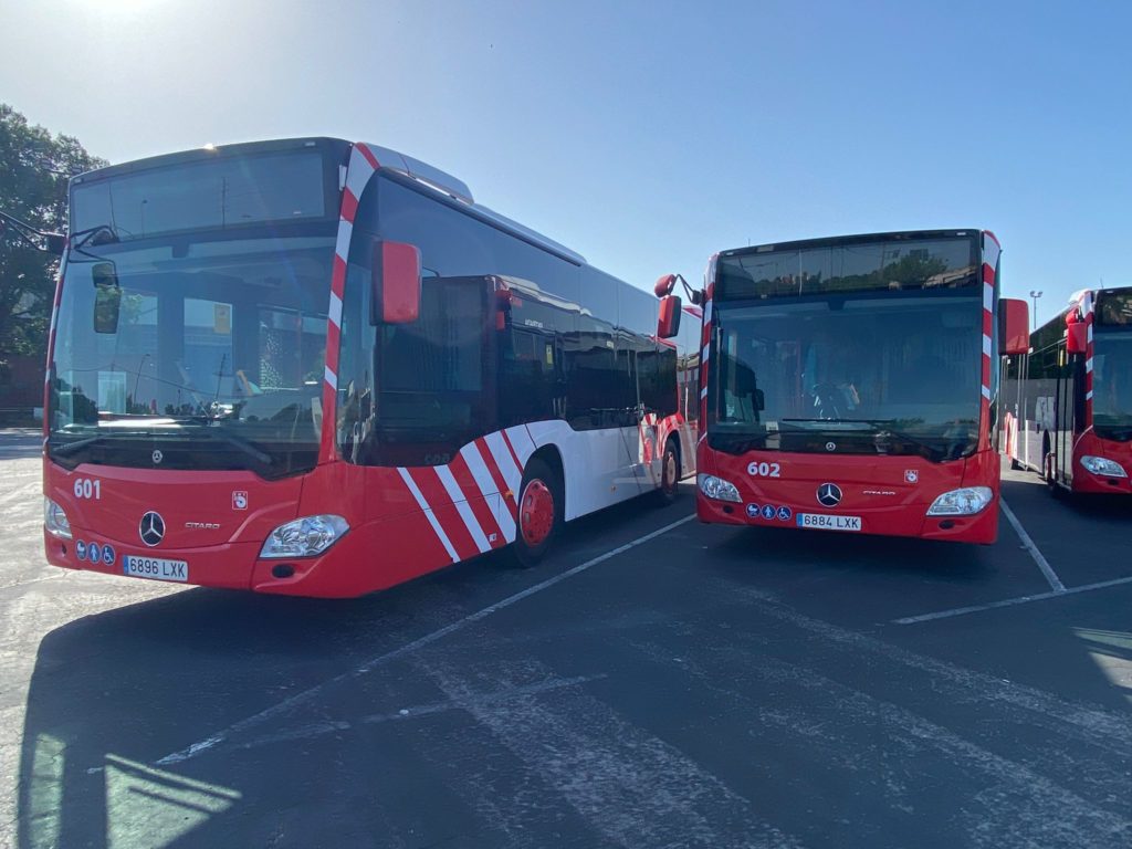 Entren En Circulaci Els Deu Primers Autobusos H Brids De La Flota De L