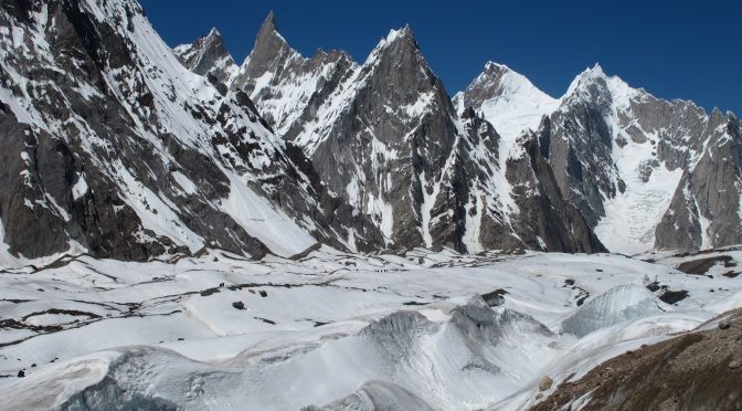 L’expedició de Cadiach trepitja novament aquest dilluns el Baltoro