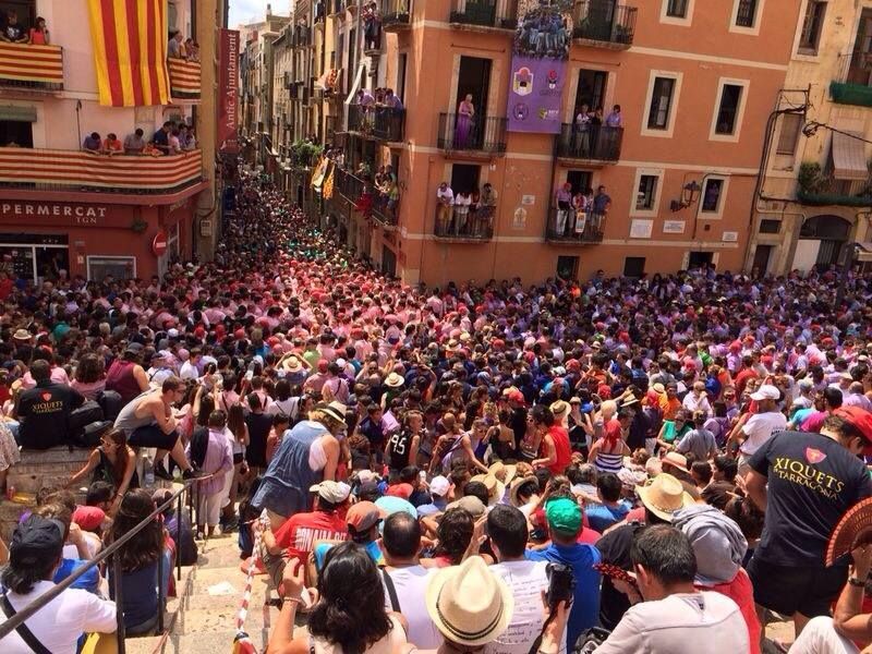 Ambient plaça de les Cols Sant Magí