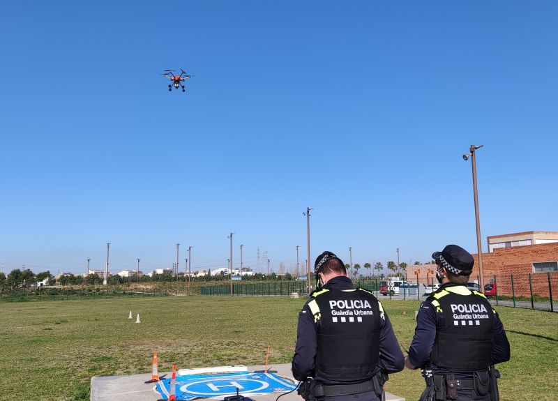 El nou dron que, a partir d'ara, prendrà imatges per la Guàrdia Urbana, s'ha presentat aquest matí.