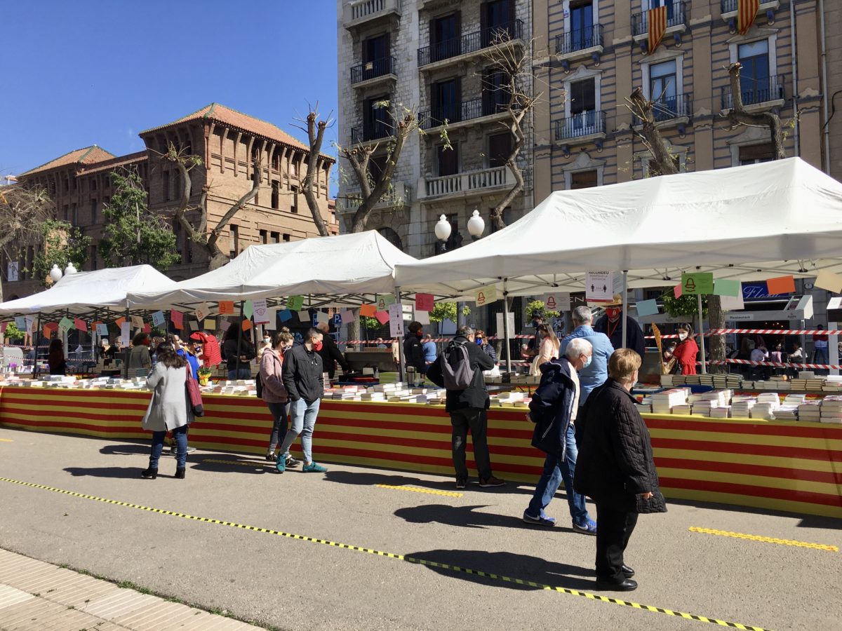 Parada llibres Sant Jordi