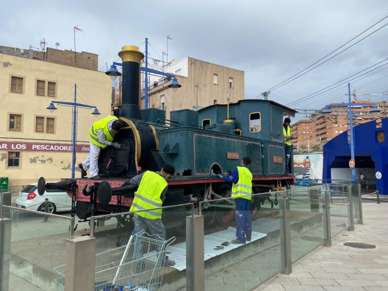 Alumnes restauren el tren del Serrallo