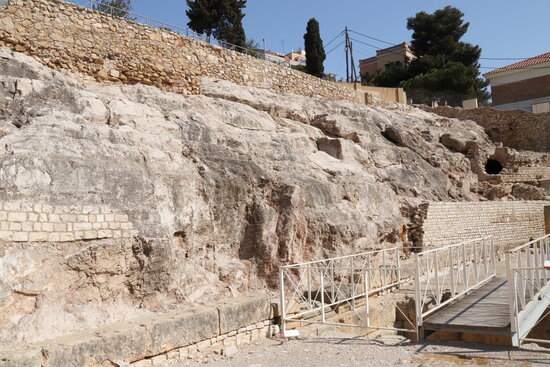 Pla general de la zona de la graderia excavada a la roca de l'amfiteatre de Tarragona. Foto: ACN.