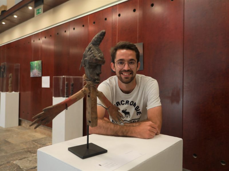 "Les màscares de Jesús Arjona" es pot visitar de l'1 al 20 de juny. Foto: Manel R.Granell.