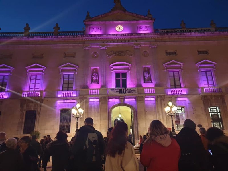 Imatge d’arxiu d’un dels actes en el marc del Dia Internacional per a l’eliminació de la violència envers les dones a Tarragona. Foto: cedida.