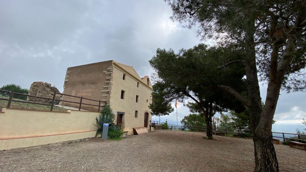 Ermita de Sant Pere del Puig (La Selva del Camp)  