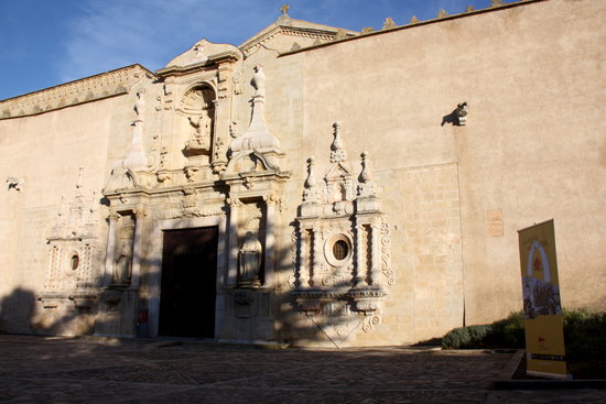 Exterior de l'església del Monestir de Poblet,