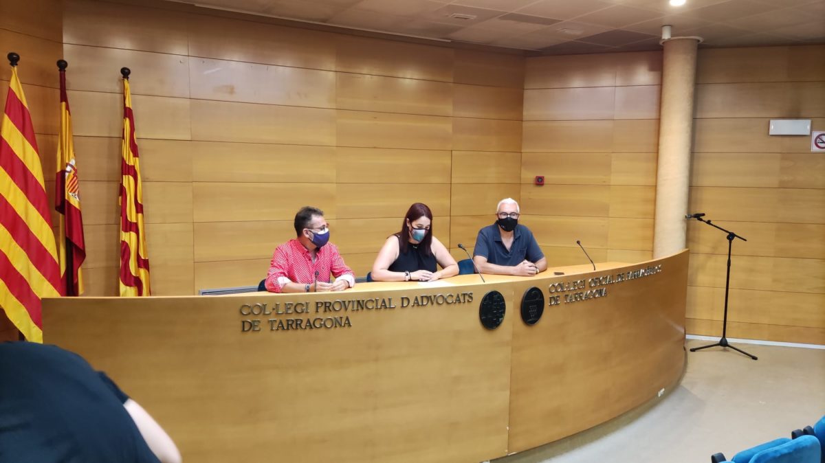 Estela Martín ICAT advocacia en un acte