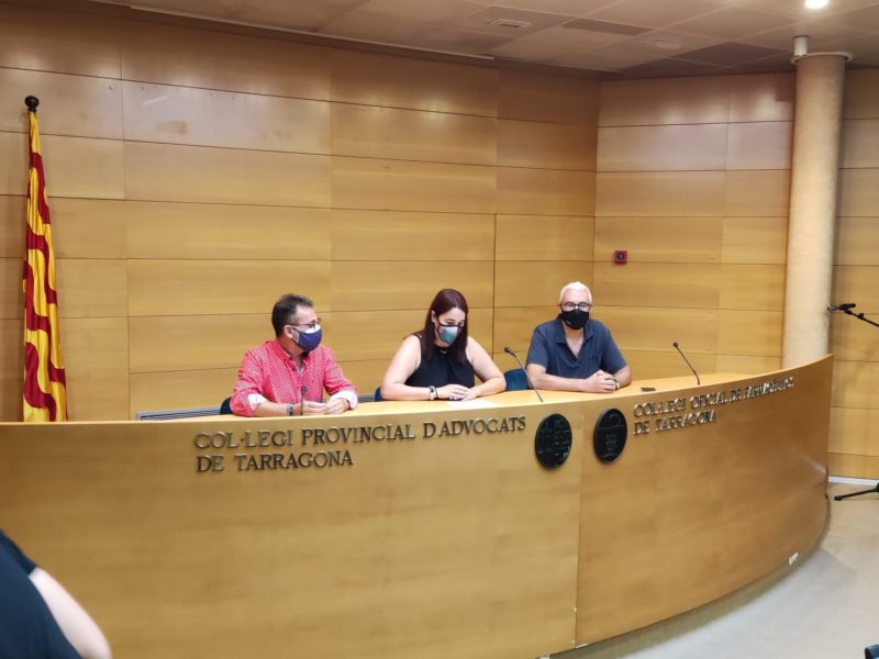 Estela Martín ICAT advocacia en un acte