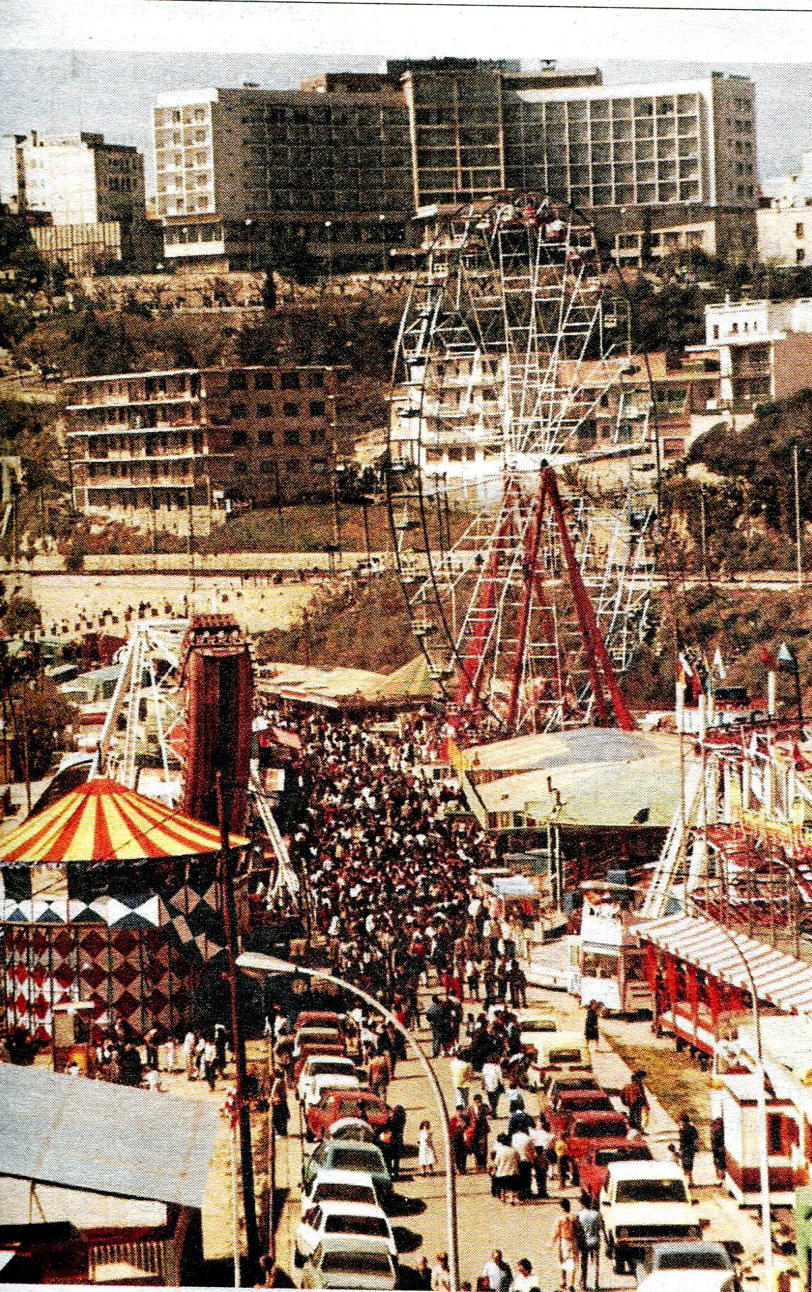 Fira Platja del Miracle. Foto Vallvé, Publicada per Jordi Bertran al D.T. 02-04-18