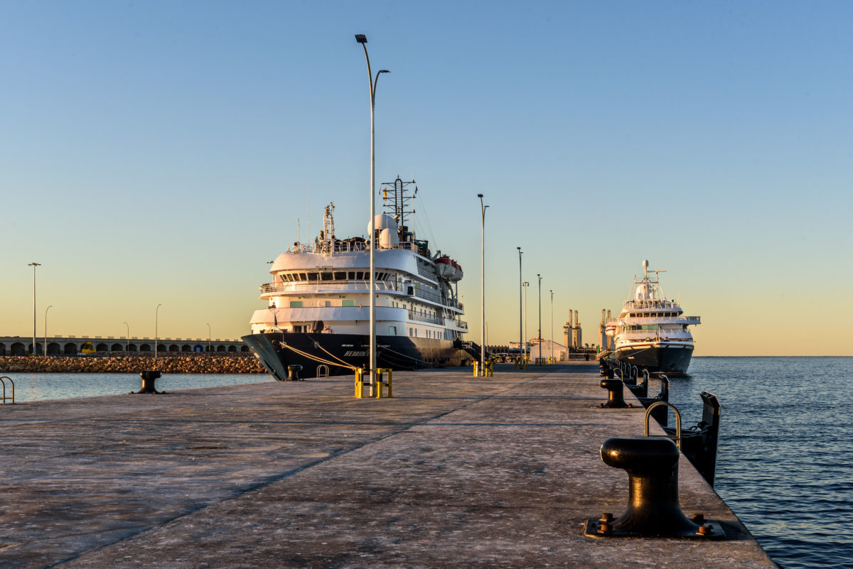 Els dos creuers que han arribat aquest dijous al nou Moll de Balears del Port de Tarragona.