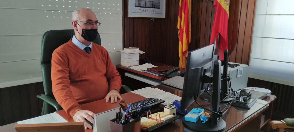 Joan Perarnau al seu despatx de l'Audiència de Tarragona.