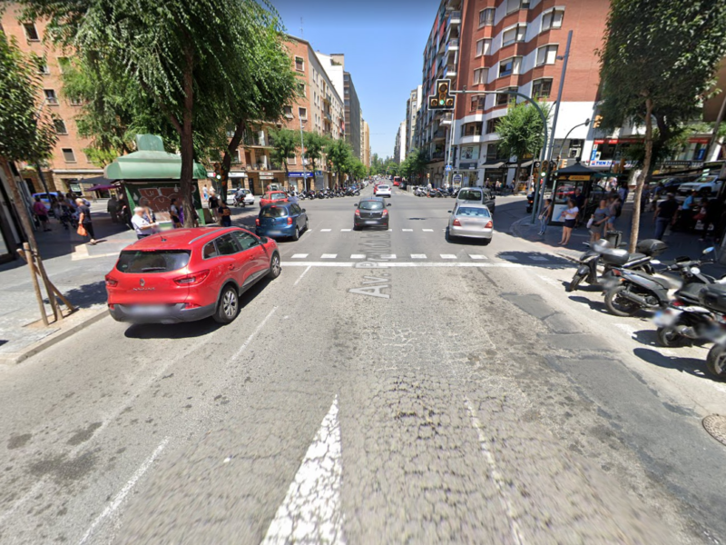 La repavimentació de l'avinguda de Prat de la Riba servirà per fer-hi un carril bici