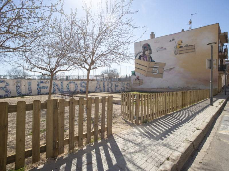 Tanca de fuste al barri de Buenos Aires. Foto Tjerk van der Meulen.