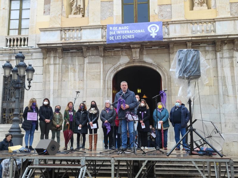 L'alcalde, Pau Ricomà, ha estat l'encarregat de tancar l'acte de lectura del manifest.