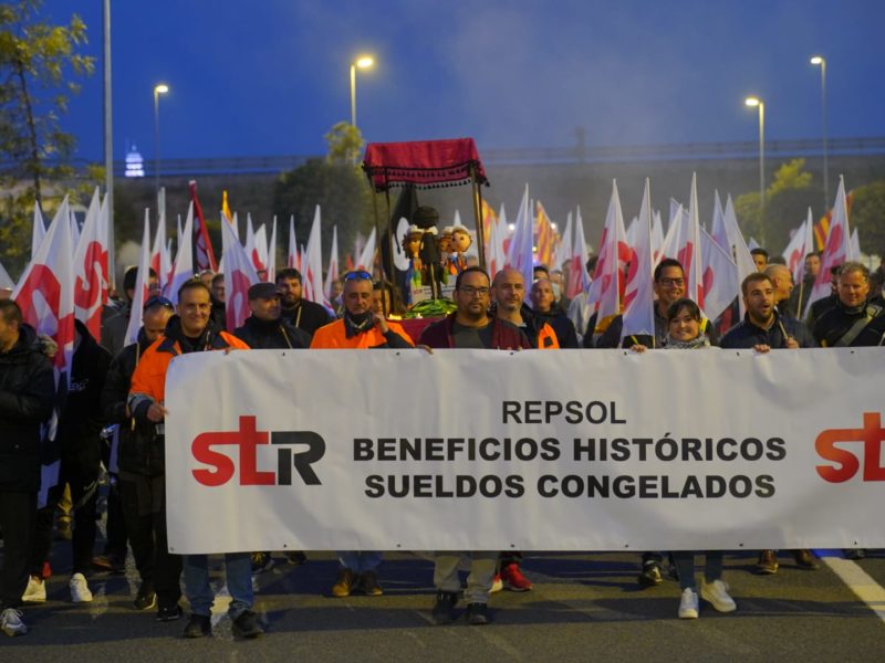 Protesta dels treballadors de Repsol aquest dimarts a Tarragona.