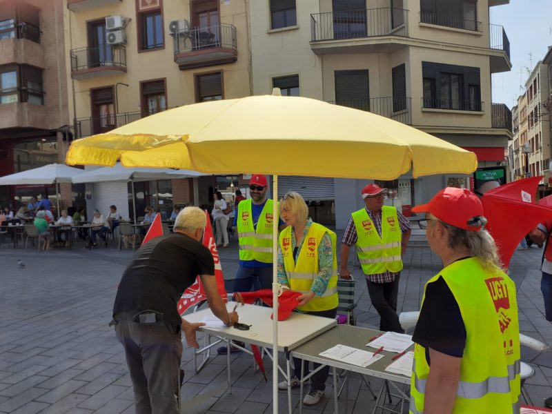 Els treballadors de Correus han fet l'acampada a la plaça Corsini.