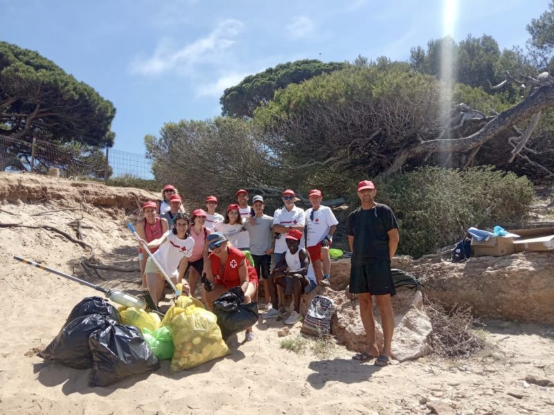 Creu Roja ‘1m2 contra la basuraleza’