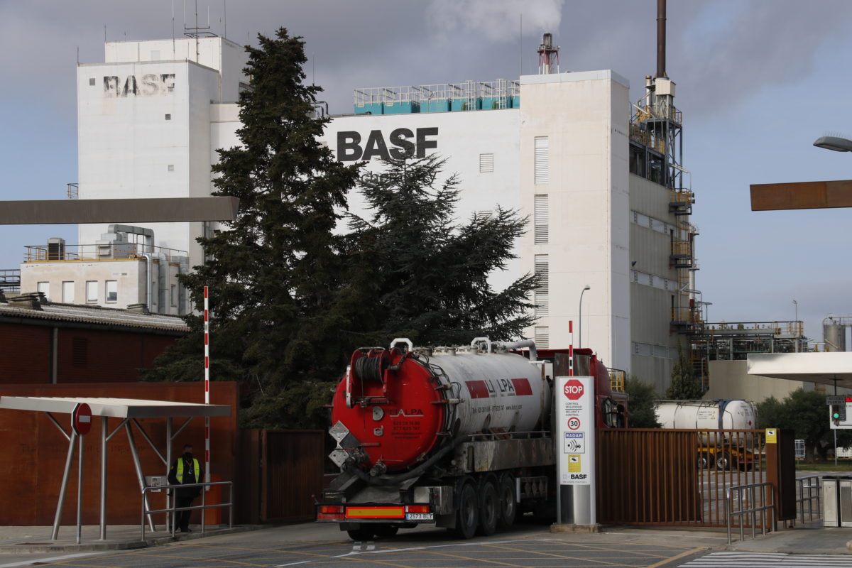 Entrada de la companyia BASF a La Canonja a tarragona