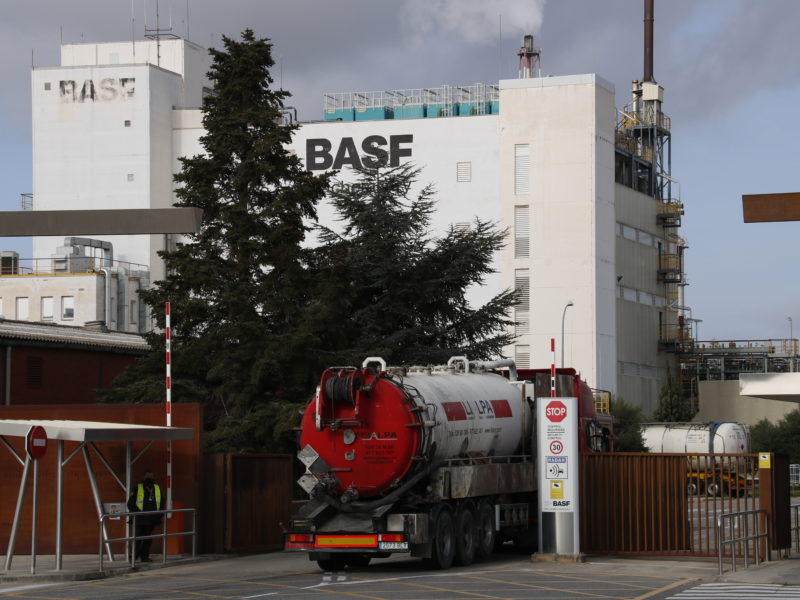 Entrada de la companyia BASF a La Canonja a tarragona