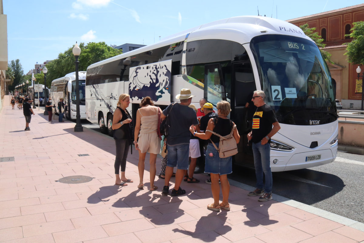 L'ANC de Tarragona ha omplert quatre busos per anar a la manifestació de Barcelona Data de publicació: diumenge 11 de setembre del 2022, 14:38 Localització: Tarragona Autor: Eloi Tost