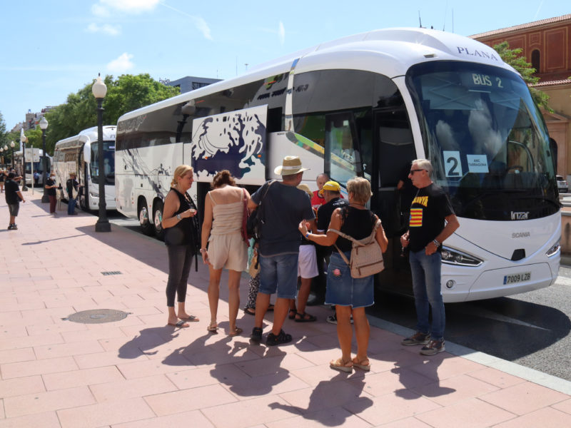 L'ANC de Tarragona ha omplert quatre busos per anar a la manifestació de Barcelona Data de publicació: diumenge 11 de setembre del 2022, 14:38 Localització: Tarragona Autor: Eloi Tost