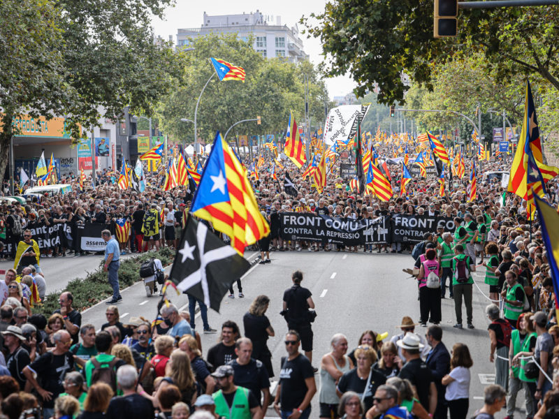 Milers de manifestants al final del recorregut de la mobilitació de l'ANC per la Diada a Barcelona Data de publicació: diumenge 11 de setembre del 2022, 19:05 Localització: Barcelona Autor: Jordi Borràs