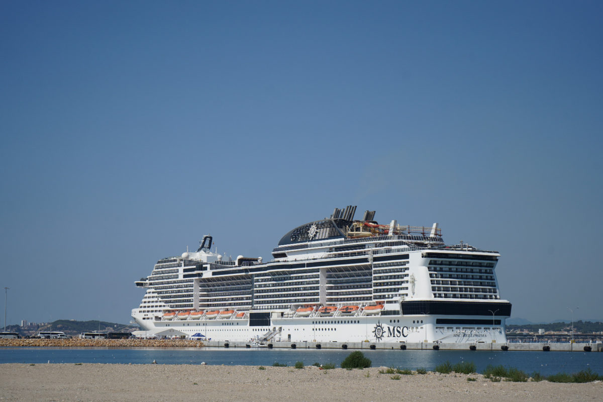 MSC bellíssima creuer al port