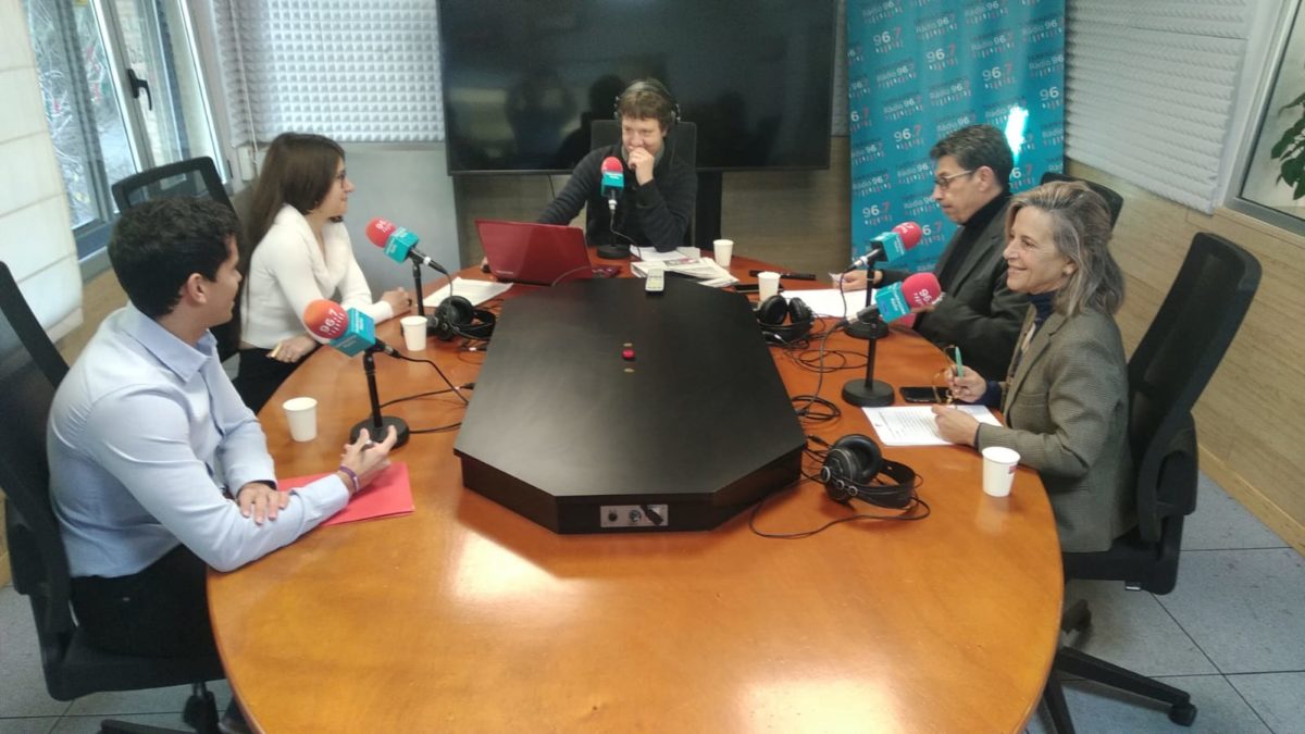 Mario Soler (PSC), Lorena de la Fuebte (Cs), Xavier de Gispert, Manuel castaño (ERC) i Elvira Vidal (JuntsxTarragona)