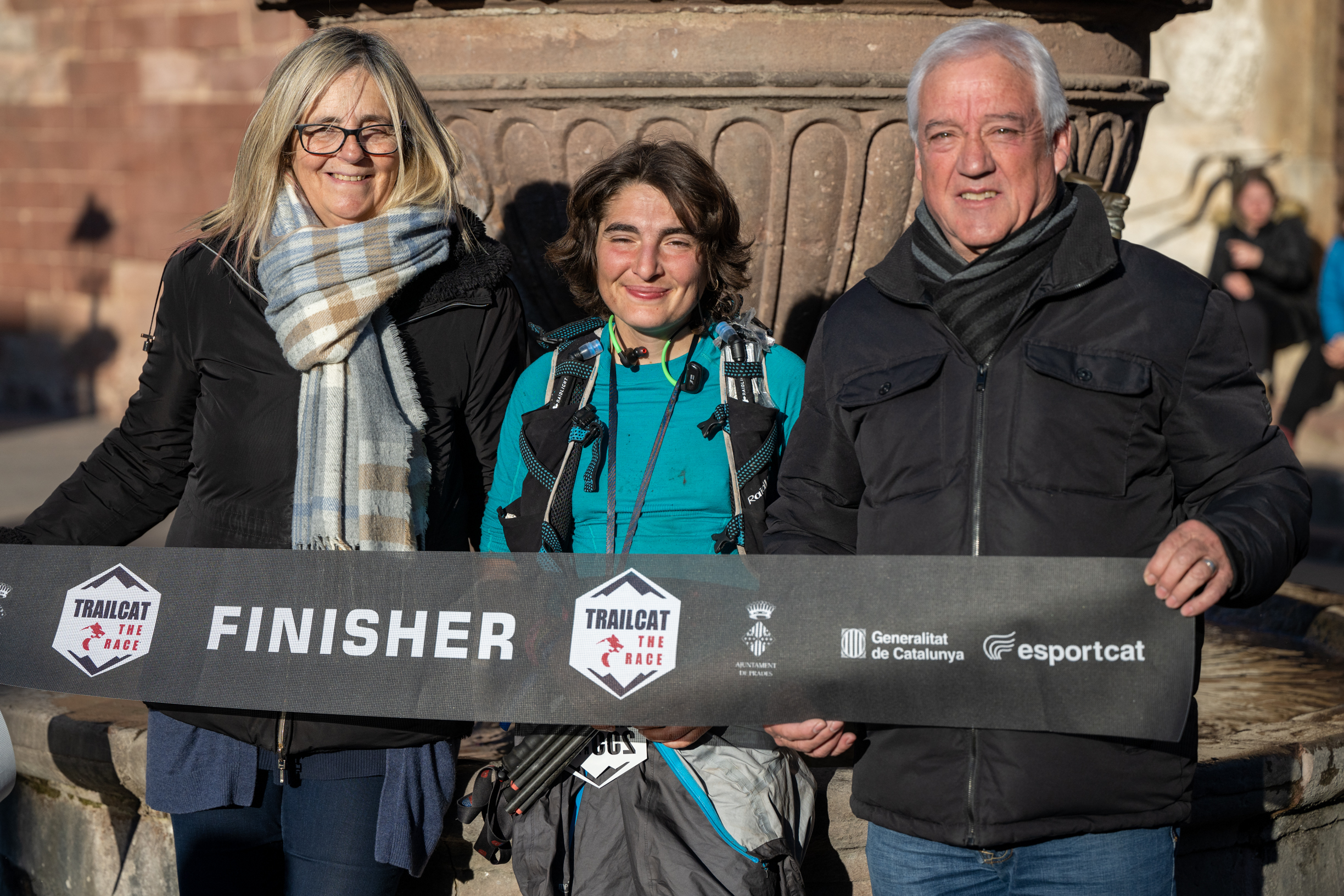 Claire Bannwarth escriu una nova pàgina a la història del trail running, guanyadora absoluta de la TRAILCAT 200 de Prades. Foto: Toni Grases.