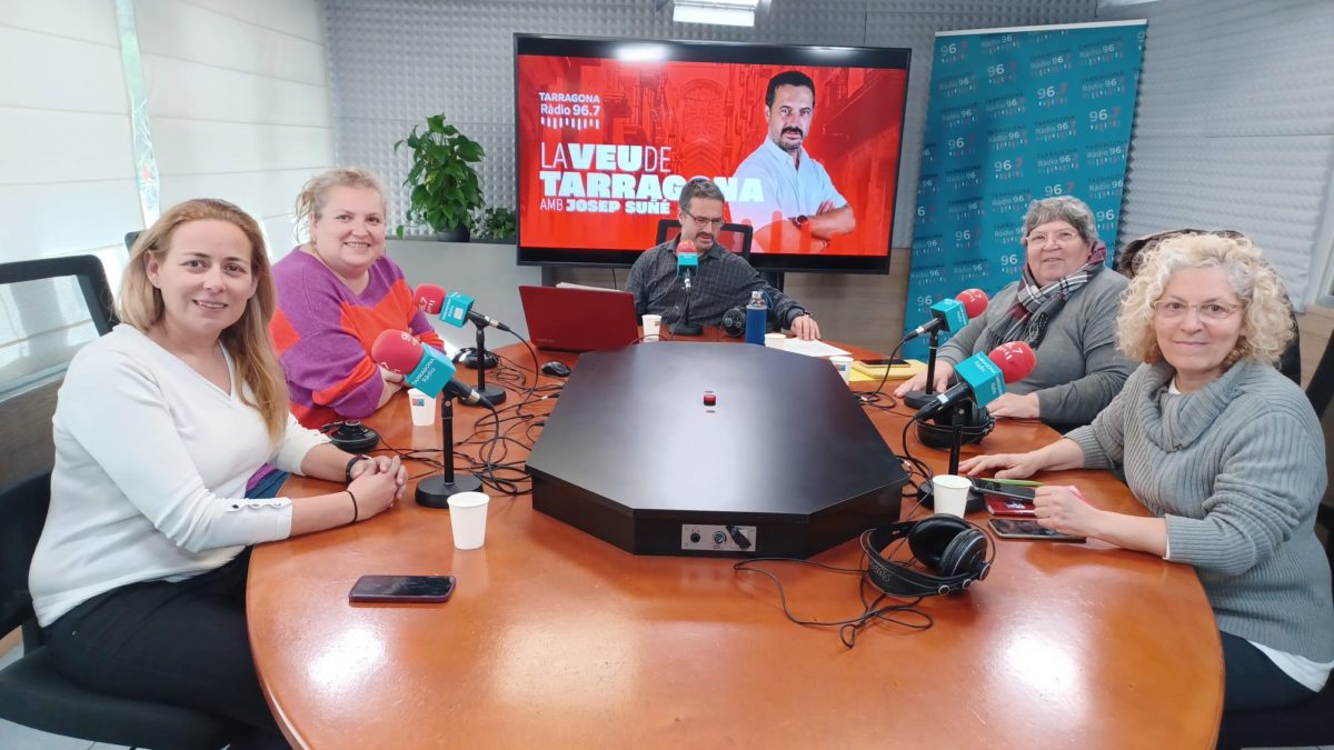 Cristina Guzman (Junts), sandra ramos (PSC), Josep Suñé, Cinta Pastó (ERC) i Àngels Pérez (ECP)