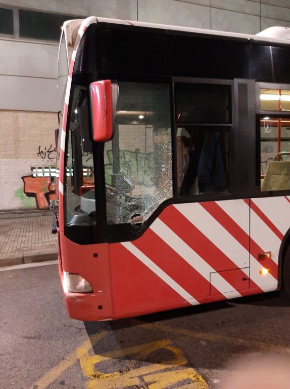 Arxiu: Foto del 2020 actes vandàlics contra els autobusos municipals de Tarragona