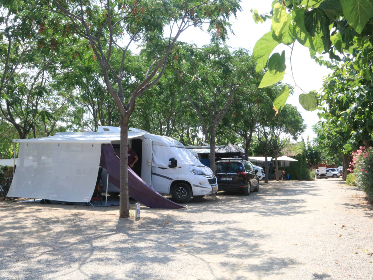 Diverses autocaravanes s'allotgen al Càmping la Llosa de Cambrils Data de publicació: dijous 27 de juliol del 2023, 07:00 Localització: Cambrils Autor: Jordi Marsal / Ariadna Escoda