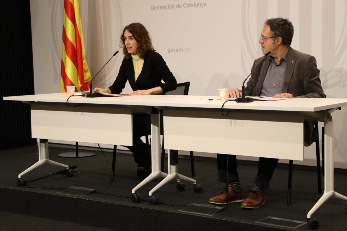 La consellera de Justícia, Gemma Ubasart, i el secretari de Mesures Penals, Amand Calderó, en roda de premsa Data de publicació: divendres 15 de març del 2024, 17:29 Localització: Barcelona Autor: Blanca Blay