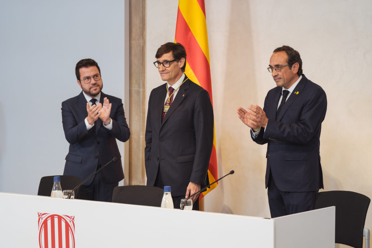 El president de la Generalitat, Salvador Illa, amb l'expresident Pere Aragonès i el president del Parlament, Josep Rull Data de publicació: dissabte 10 d’agost del 2024, 12:35 Localització: Barcelona Autor: Marc Font