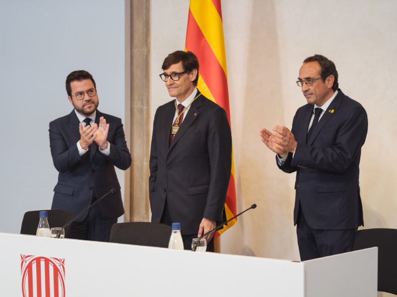 El president de la Generalitat, Salvador Illa, amb l'expresident Pere Aragonès i el president del Parlament, Josep Rull Data de publicació: dissabte 10 d’agost del 2024, 12:35 Localització: Barcelona Autor: Marc Font