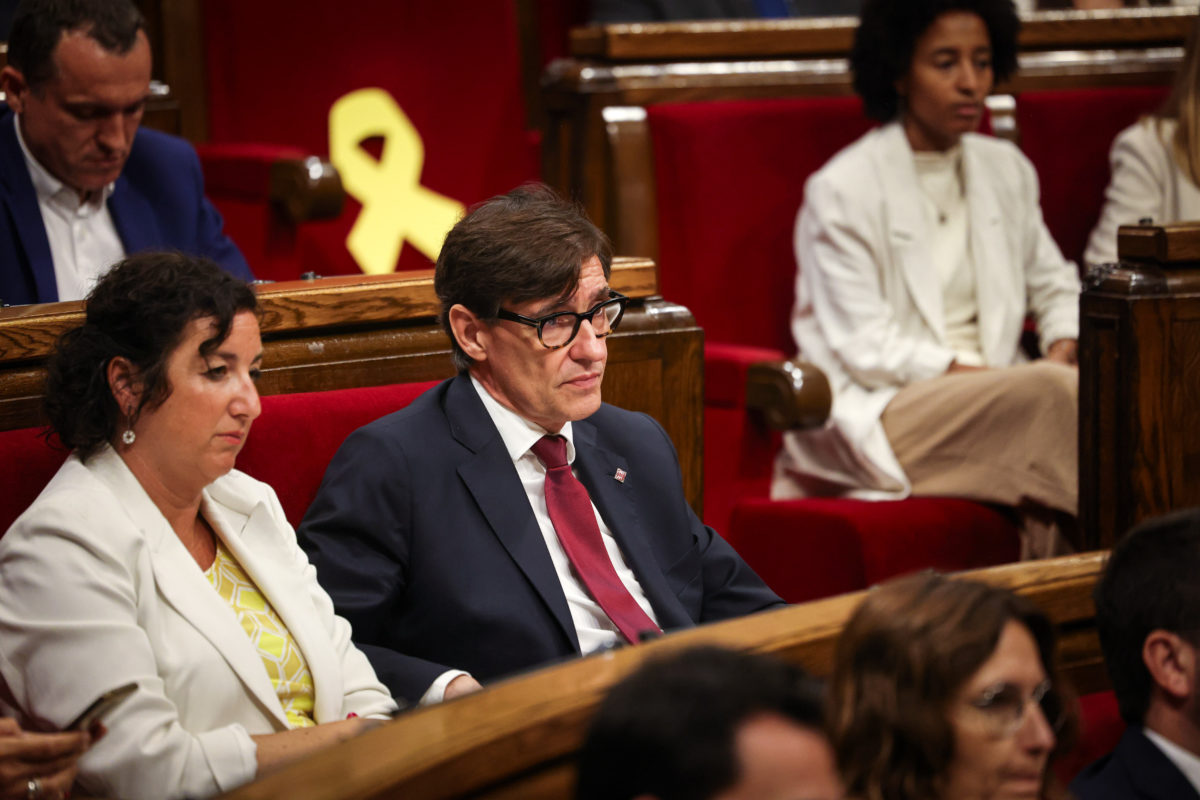 Salvador Illa i Alícia Romero durant el debat d'investidura d'aquest dijous Data de publicació: dijous 08 d’agost del 2024, 12:15 Localització: Barcelona Autor: Jordi Borràs