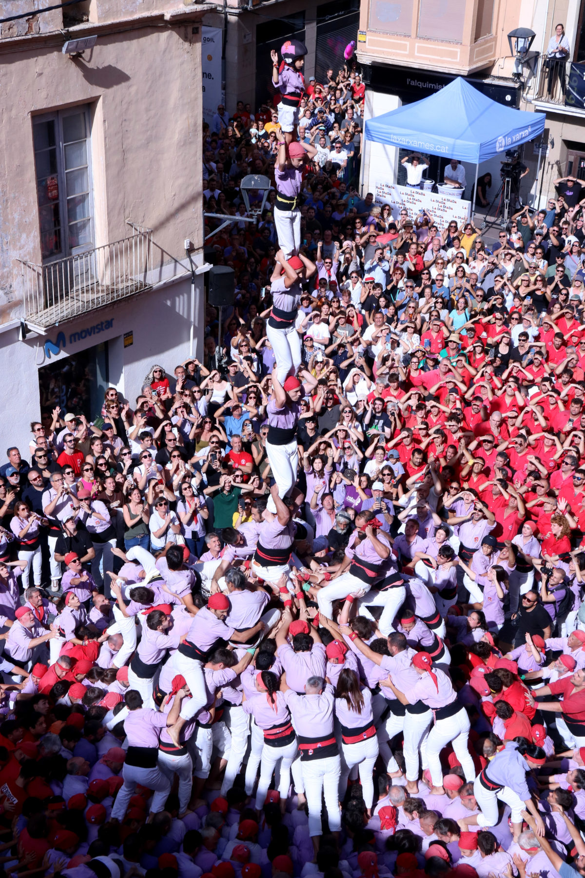 4 de 9 amb folre i l'agulla carregat per la Colla Jove Xiquets de Tarragona en la segona ronda de la diada de la Fira de Santa Teresa del Vendrell Data de publicació: diumenge 13 d’octubre del 2024, 16:08 Localització: El Vendrell Autor: Jordi Marsal