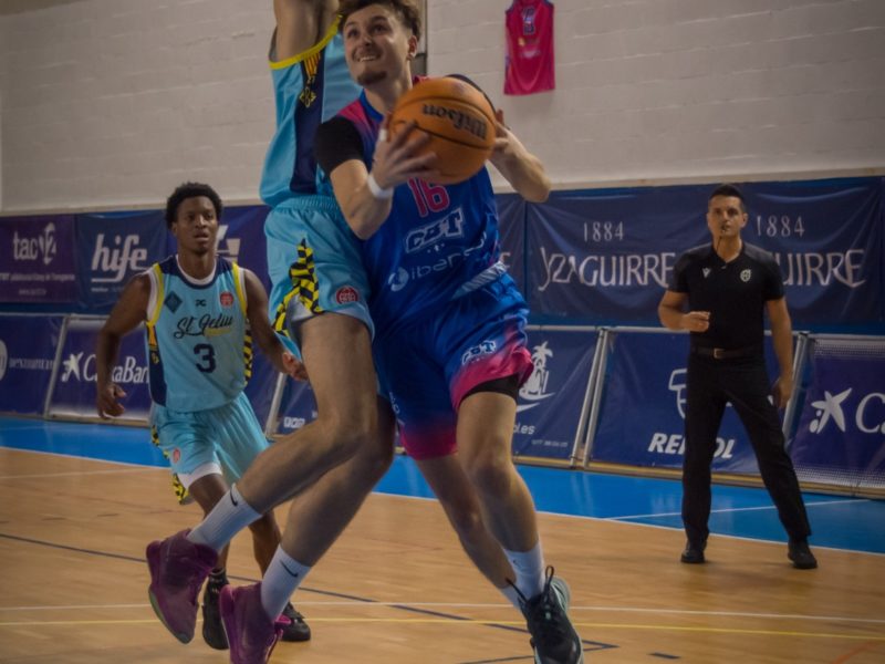 L’Ibersol CBT es dona un festí i guanya el seu primer partit davant el Santfeliuenc (123-81)