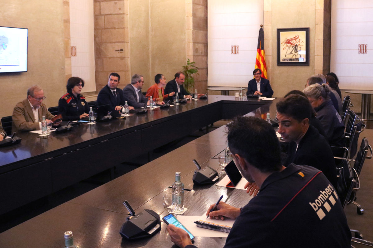 Reunió del comitè de seguiment sobre la dana al Palau de la Generalitat Data de publicació: divendres 01 de novembre del 2024, 19:51 Localització: Barcelona Autor: Pere Francesch