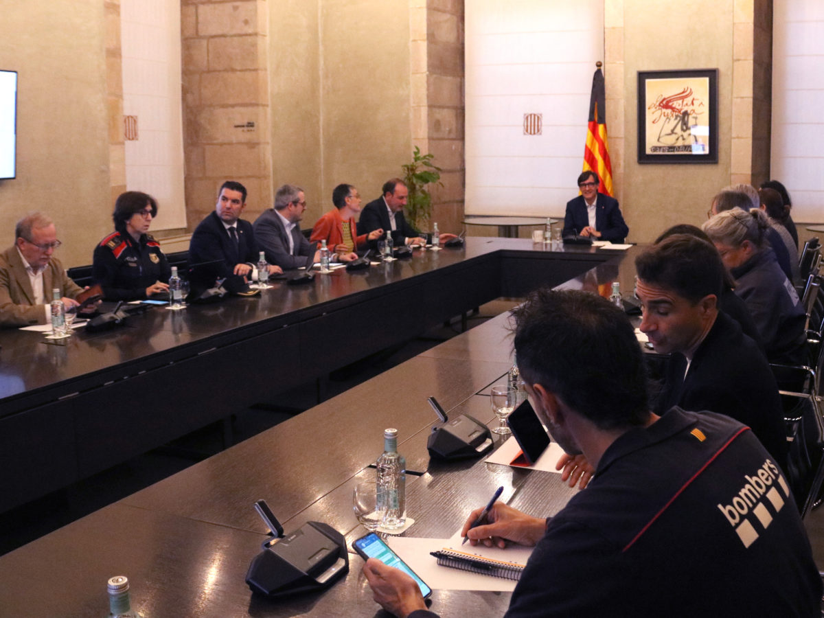 Reunió del comitè de seguiment sobre la dana al Palau de la Generalitat Data de publicació: divendres 01 de novembre del 2024, 19:51 Localització: Barcelona Autor: Pere Francesch