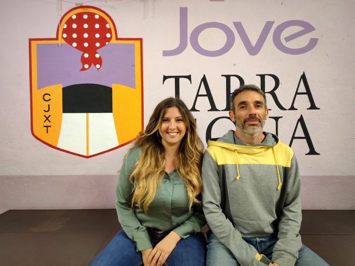 Els castellers de la Colla Jove Xiquets de Tarragona han decidit per àmplia majoria, aquest diumenge, que Adrià Calvet i Yasmina Armesto continuïn al capdavant de la formació durant el 2025.