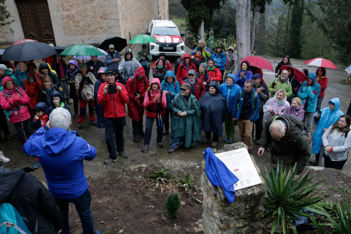 Una cinquantena de persones recorden l'efemèride de la creació del primer GR de la península ibèrica a Tivissa Data de publicació: diumenge 02 de març del 2025, 14:40 Localització: Tivissa Autor: Ariadna Escoda