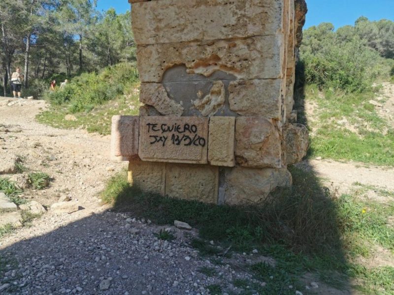 Es redueixen les pintades a monuments i espais patrimonials de Tarragona