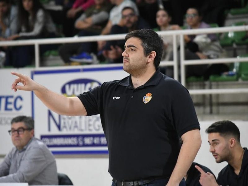 El tarragoní Oriol Pozo convida el Clínica Ponferrada a somiar