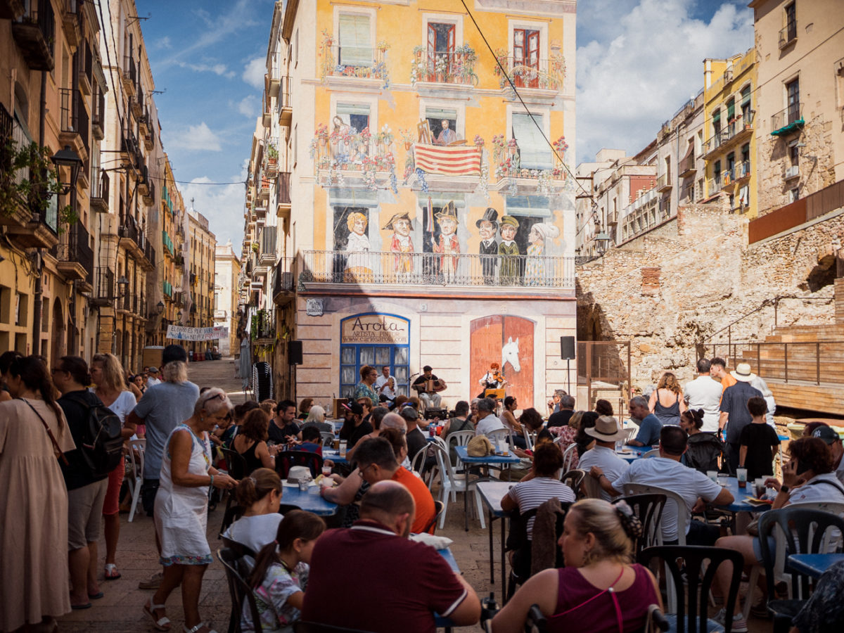 Oberta la convocatòria d’inscripcions d’actes per participar en les festes de Sant Joan, Sant Magí i Santa Tecla