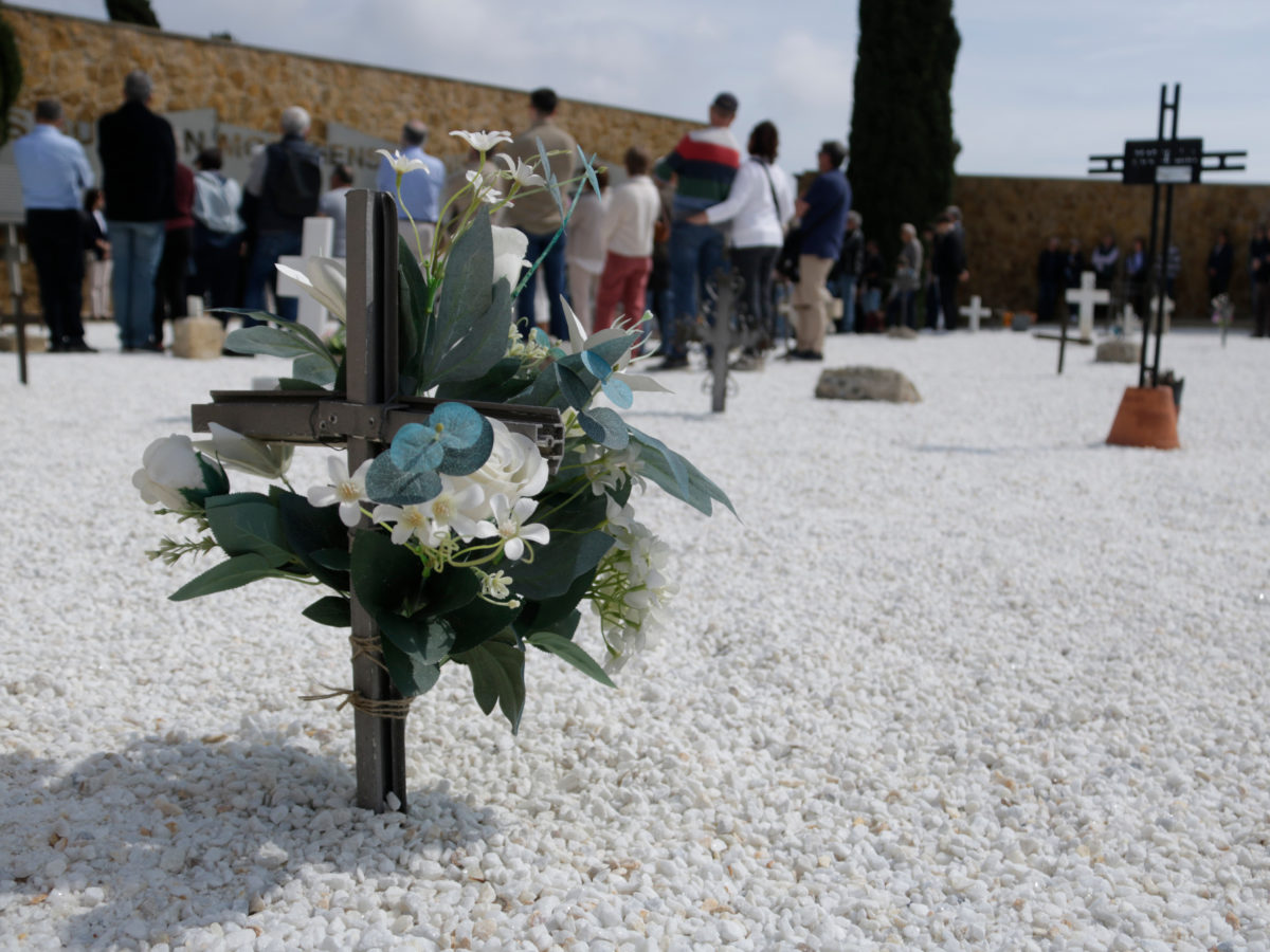 La fossa comuna de Tarragona ha acollit l'homenatge envers les víctimes de la repressió franquista Data de publicació: diumenge 13 d’abril del 2025, 14:36 Localització: Tarragona Autor: Ariadna Escoda