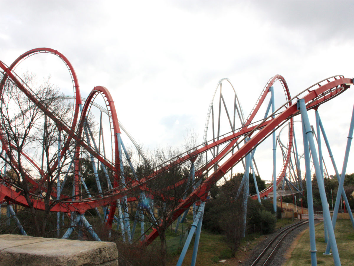 Els treballadors de PortAventura mantenen la vaga prevista per dissabte després que la mediació hagi “fracassat”